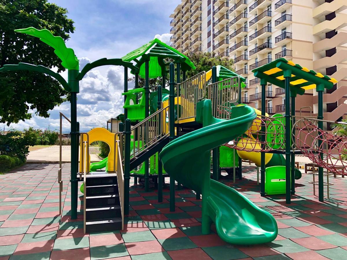 Condo W/ Balcony Near Mactan International Airport Lapu-Lapu City Eksteriør bilde